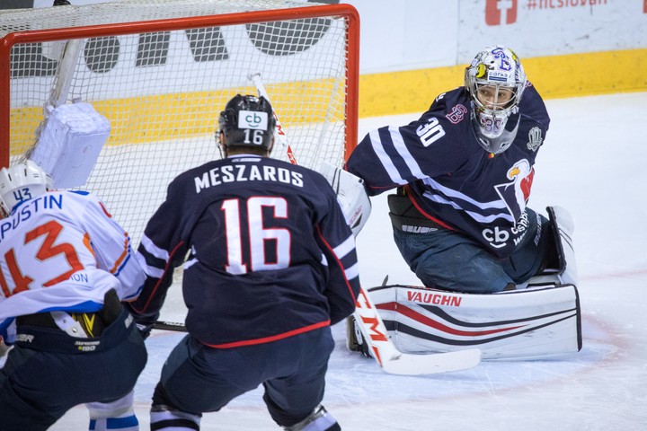 Od prehry k prehre. Slovan bod nezískal ani s Ladou